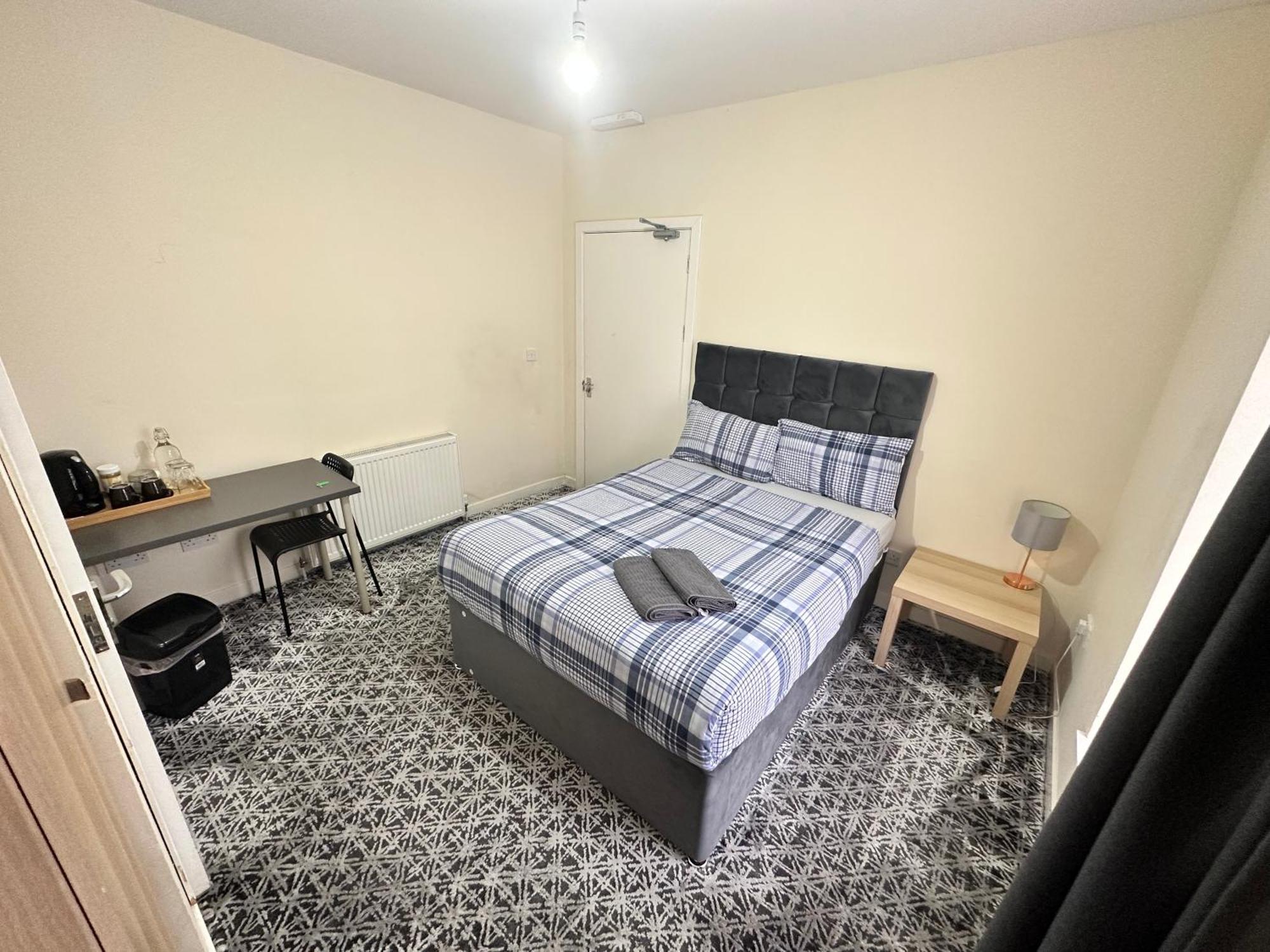 IBROX GuestHouse Glasgow Eksteriør billede